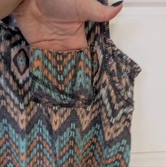 Billabong tank top - Picture 3 of 4